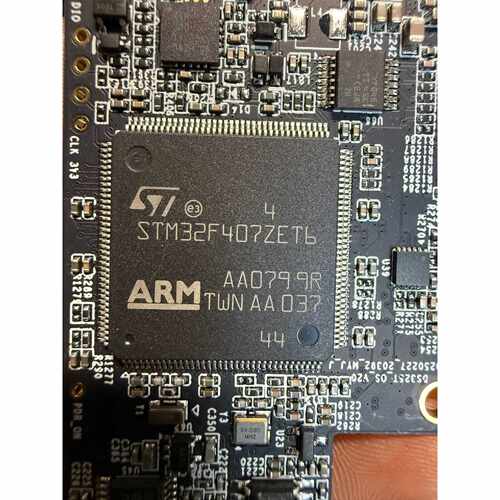 处理芯片全新和带板的，型号STM32F407ZET6带板有6—议价