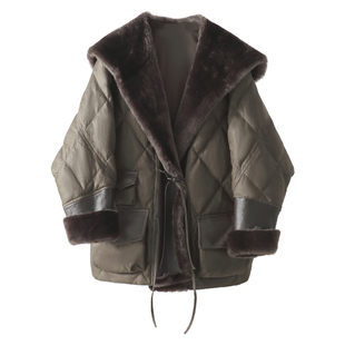 欧货皮毛一体拼接鹅绒羽绒服女2025冬季新款宽松保暖翻领皮草外套