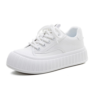 人本厚底小白鞋女款2026新款春秋季单鞋百搭休闲学生运动饼干板鞋