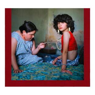 预售【亲笔签名版】Alessandra Sanguinetti摄影集 梦的神秘意义 The Adventures Of Guille And Belinda华源时空