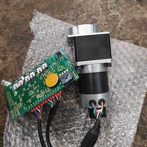 溢价-GR-338编码器FL57BL02-36V驱动板一套，