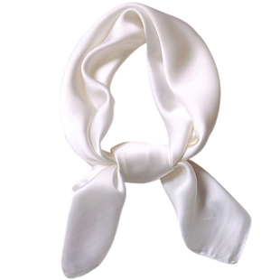 纯色方巾小丝巾女2025新款夏季薄款护颈小围巾纯色时尚颈巾卡其色