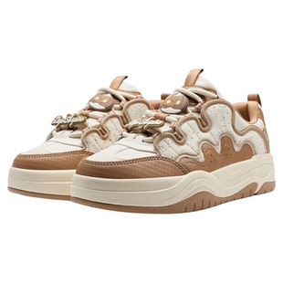 特步华夫鞋板鞋2025冬季女款保暖耐磨厚底增高休闲鞋975418310055