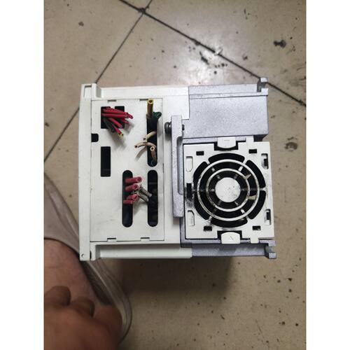 议价东芝变频器  VFS11-4022PL-WN(R5)  2.