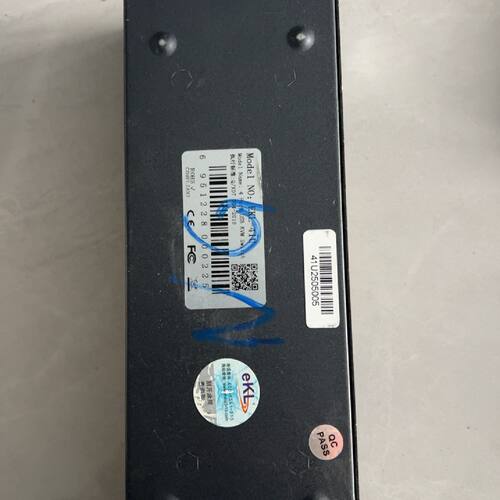 询价EKL KVM切换器，型号ER-44H，品，成色还可以，