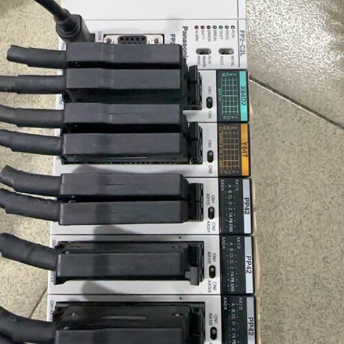 一组FP2-C2LX64D2Y64TPP42