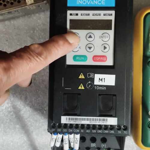 溢价-汇川MD200系列变频器，型号MD200S0.4B-CAN-