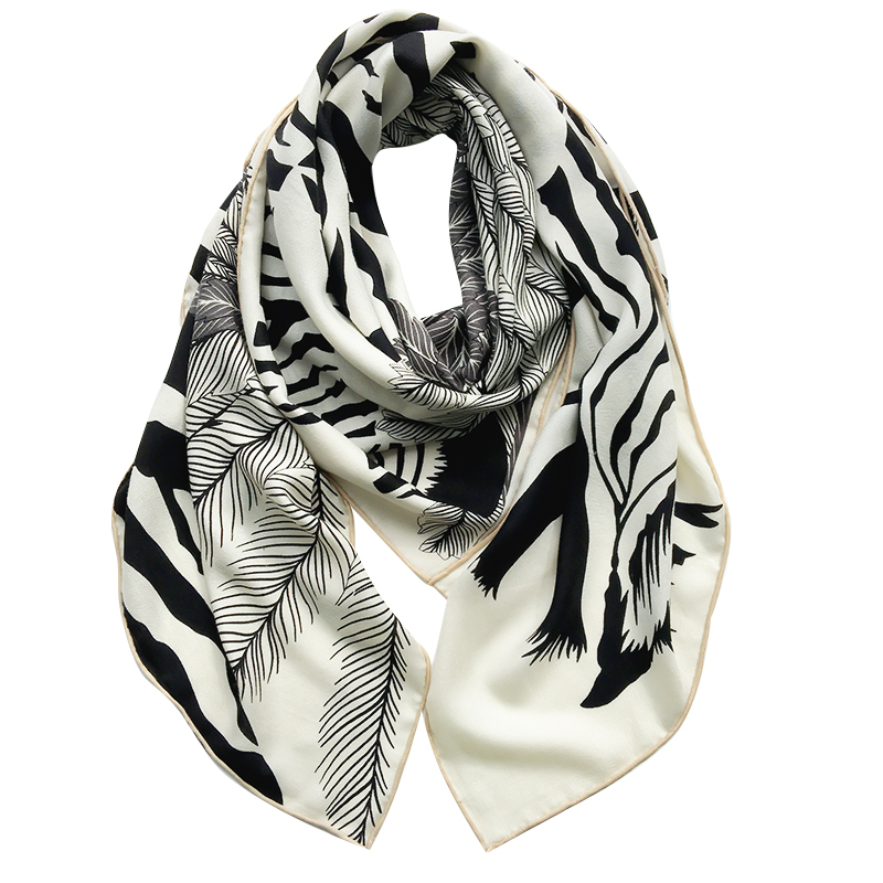 【斑纹飞马】很有艺术气息的真丝羊毛大方巾秋冬季丝绒围巾披肩女