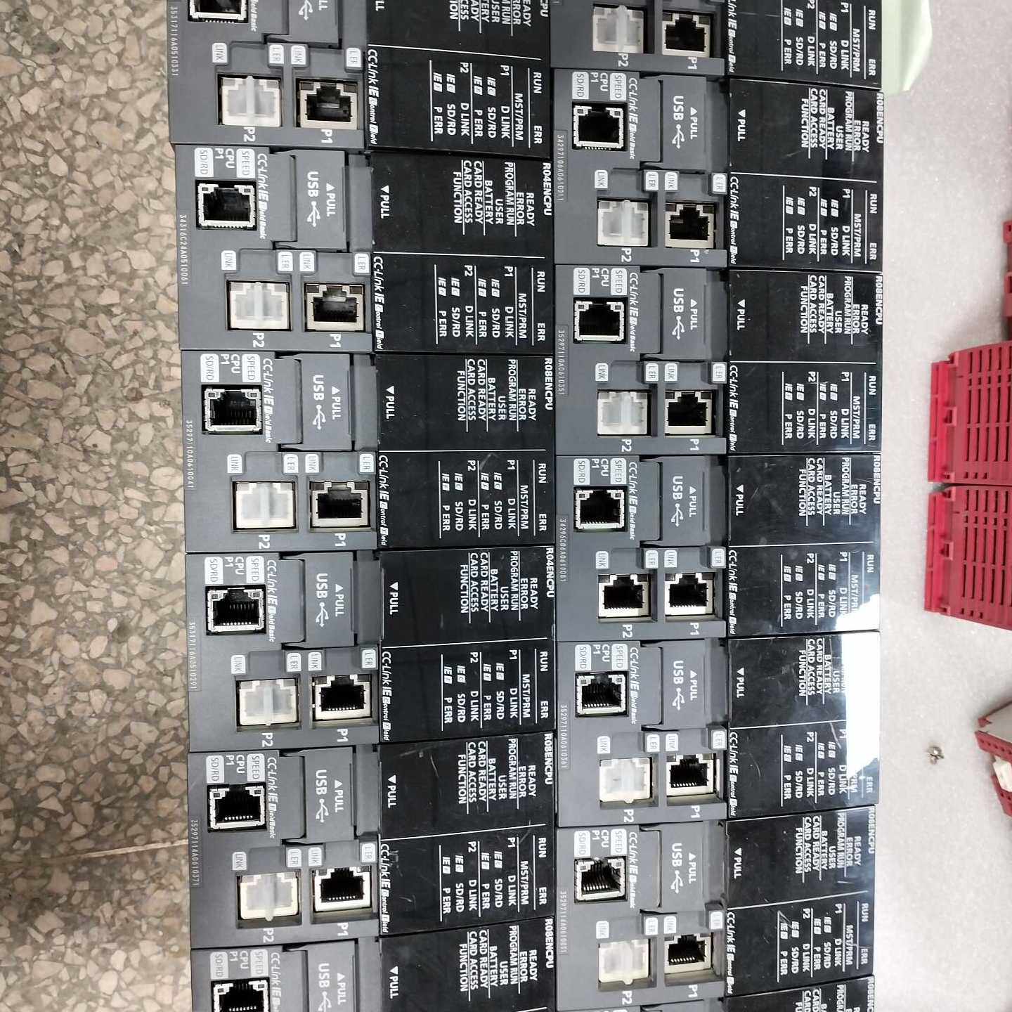 议价三菱R08ENCPU原装95新，R系列cpu主机，功能完好，
