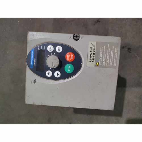 〔议价-可维修〕ATV31HU15N4A 施耐德变频器 1.5kw/380V