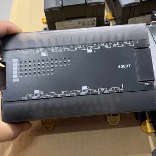 【询价】PLC扩展模块CP1W-40EDT，几乎，成色好。适用
