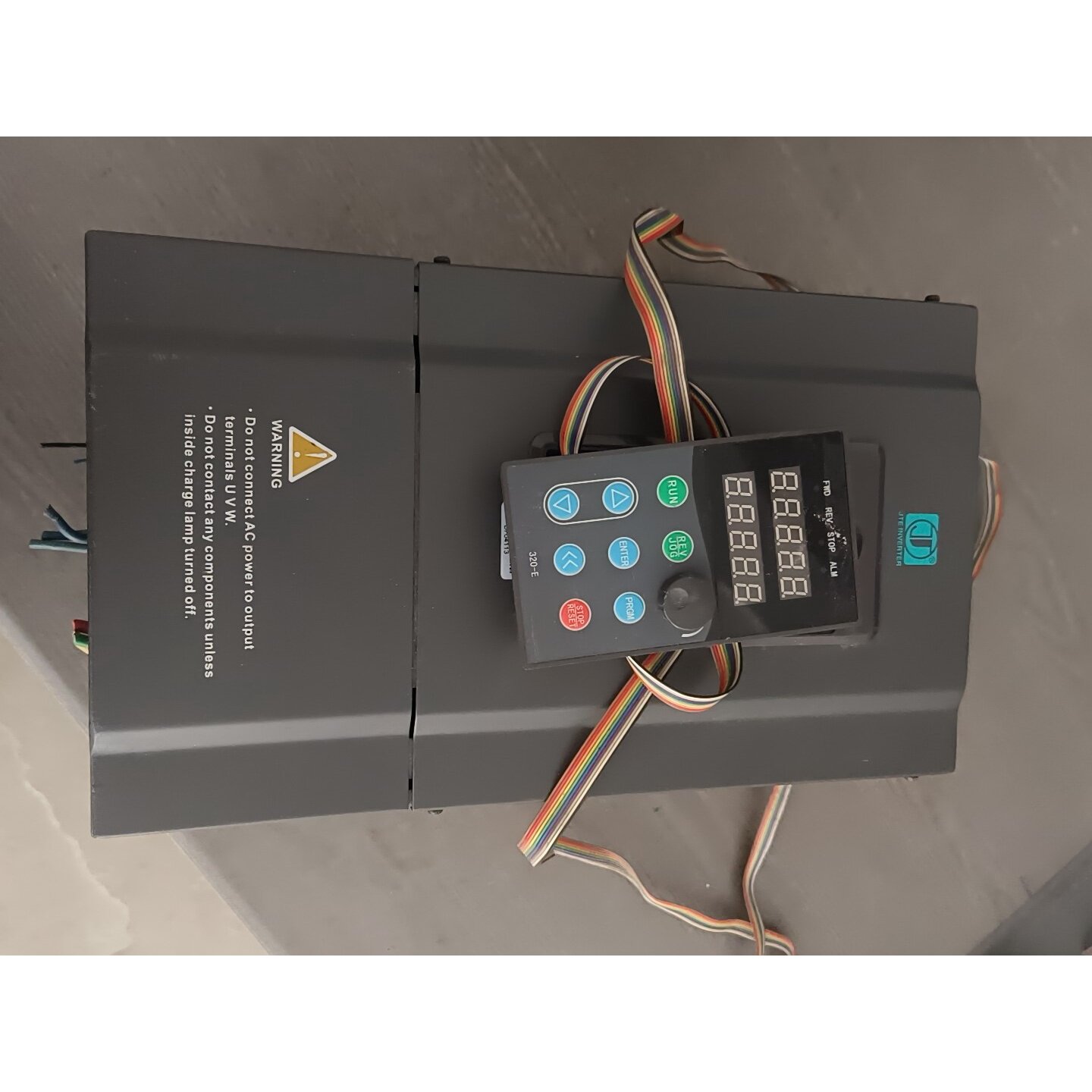 议价库存金田变频器320E面板JTE320H0110G3适用图片