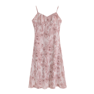 弥古粉色碎花吊带连衣裙女夏季多巴胺法式v领海边度假裙子高级感