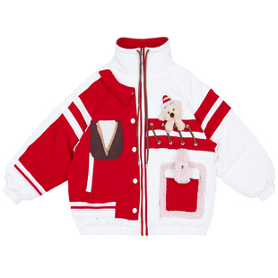 冬运动风二分之一棒球服拼接假两件串绳小熊红白拼色白鸭绒羽绒服