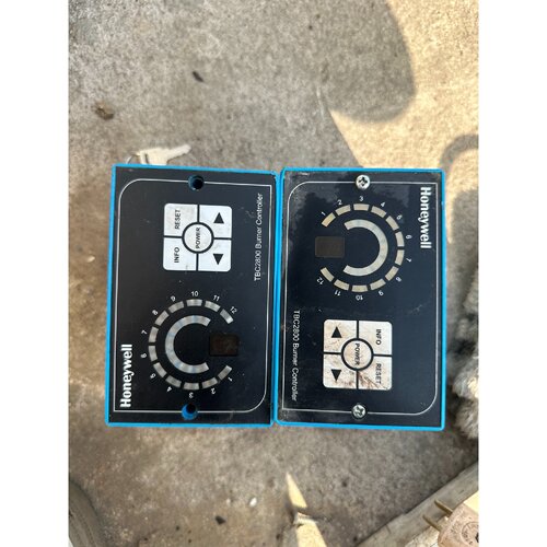 询价下单霍尼韦尔TBC2800A1000燃烧控制器，原装拆机，功能正