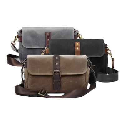 ONA摄影包帆布防水处理