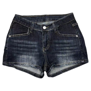 低腰V型性感丰胯牛仔短裤女2026春季新款收腰提臀显瘦显腿长热裤