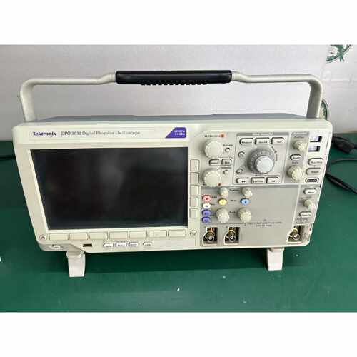 【议价-可维修】 Tektrox泰克DPO3032示波器 300MHz带宽 /均有货