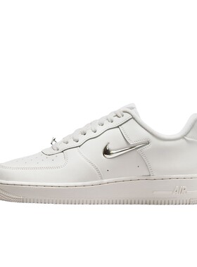 Nike耐克女鞋空军一号 奶油白AF1银勾低帮休闲运动板鞋IU7558-030