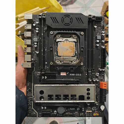 拆机X99主板，E5-2696V3，D3 ，板油一套，包测议价