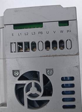议价CPS变频器V600M-1R5G4/2R2F4，1.5KW/适用