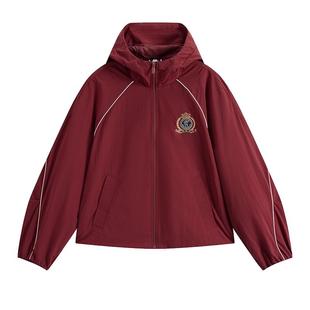 Kappa卡帕女装2025冬季新款简约休闲百搭连帽刺绣防风衣K0F82FJ01