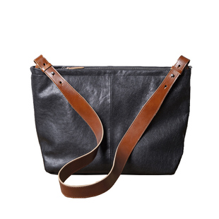 原创手工真皮男包单肩包头层牛皮休闲斜挎包潮牌日系大容量背包