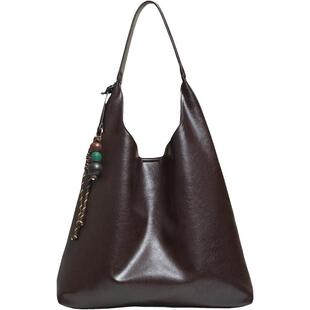 百思图2026春季新款时尚设计感托特包简约大容量单肩包女TY075AX6