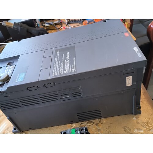 议价三菱变频器F700系列FRF74030KCHT130维修