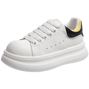 骆驼轻踏2025秋冬新款百搭小白鞋面包鞋白色鞋子厚底休闲板鞋女款