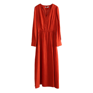 橘红色天丝V领长袖连衣裙女春季2026新款高级感巨好看的早秋裙子