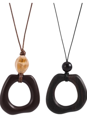 秋冬吊坠挂绳毛衣链大气高档高级感项链女款2026新款轻奢配饰长款