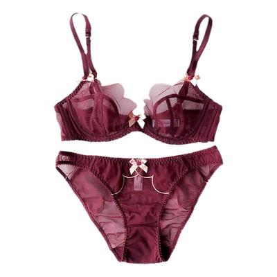 文胸套装有钢圈网纱性感