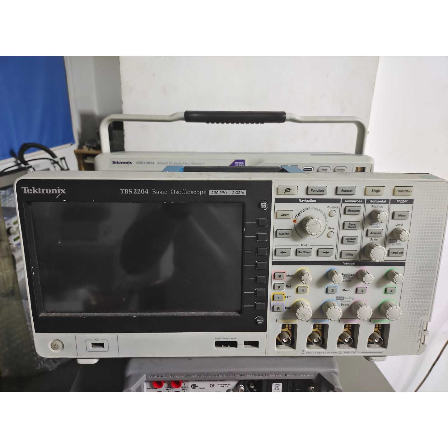 TBS2204 泰克数字示波器 200MHz带宽 测试设备
