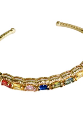 彰显你的小贵气五彩手环