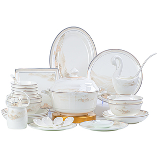 2026新款高颜值景德镇轻奢骨瓷餐具套装碗碟套装家用陶瓷碗盘乔迁