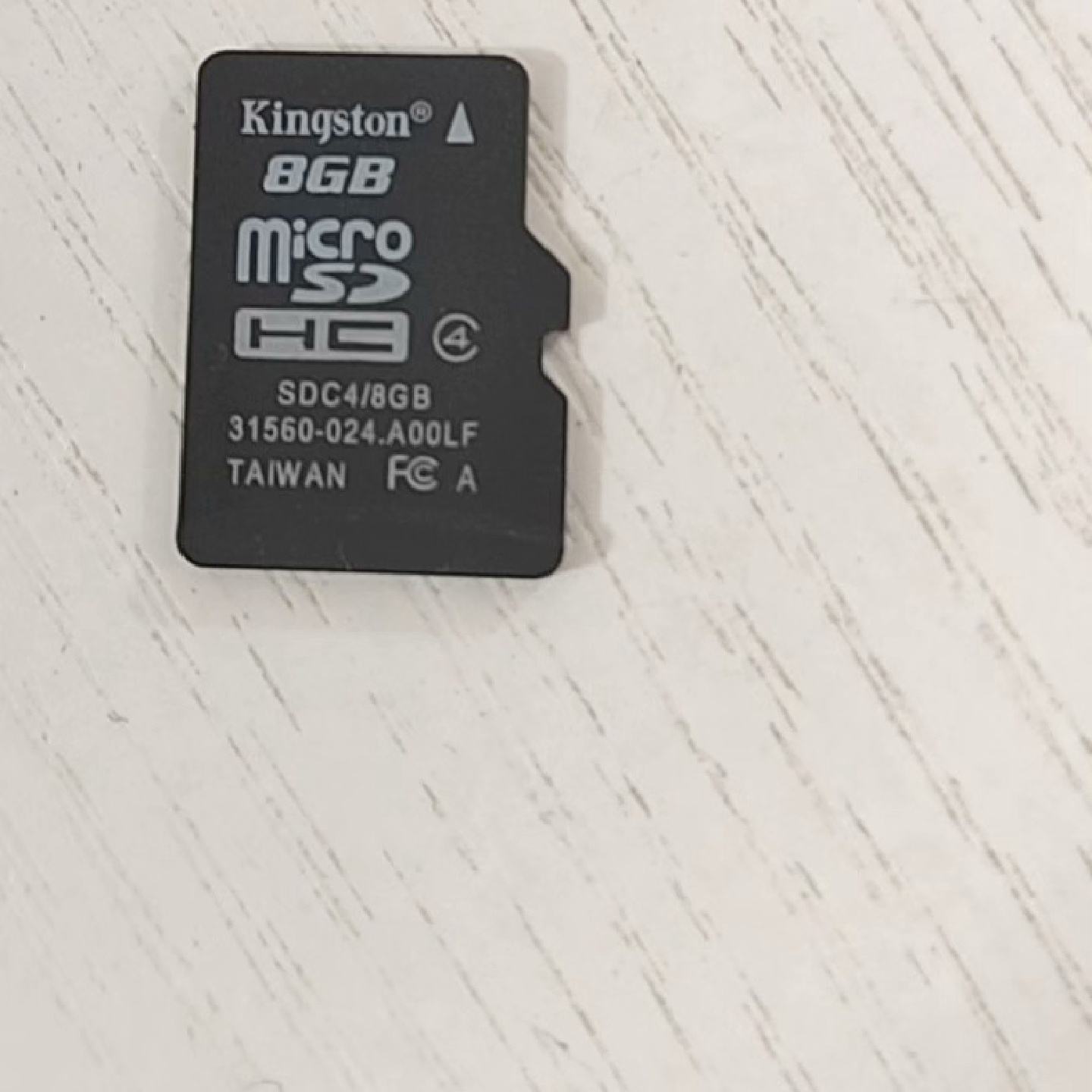 议价金士顿8G和三星16G高速闪存卡，保证，就两个实物拍维修