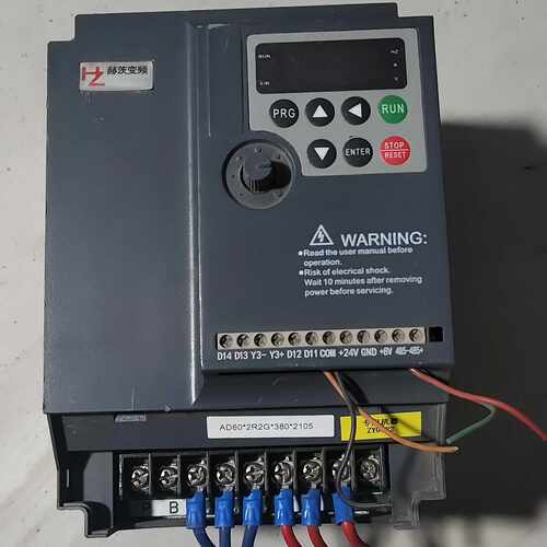 赫茨变频器，型号:AD60-2R2G-4 380V 供电，2