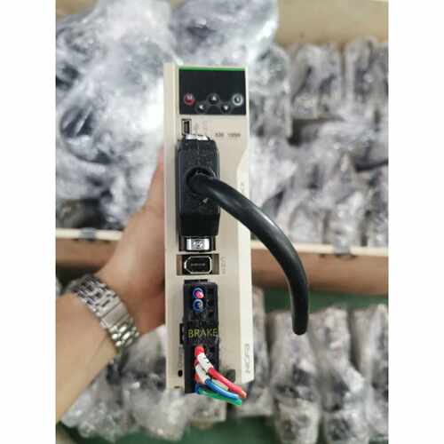 议价禾川100W伺服电机驱动SVX2EA010AA电机S可维修