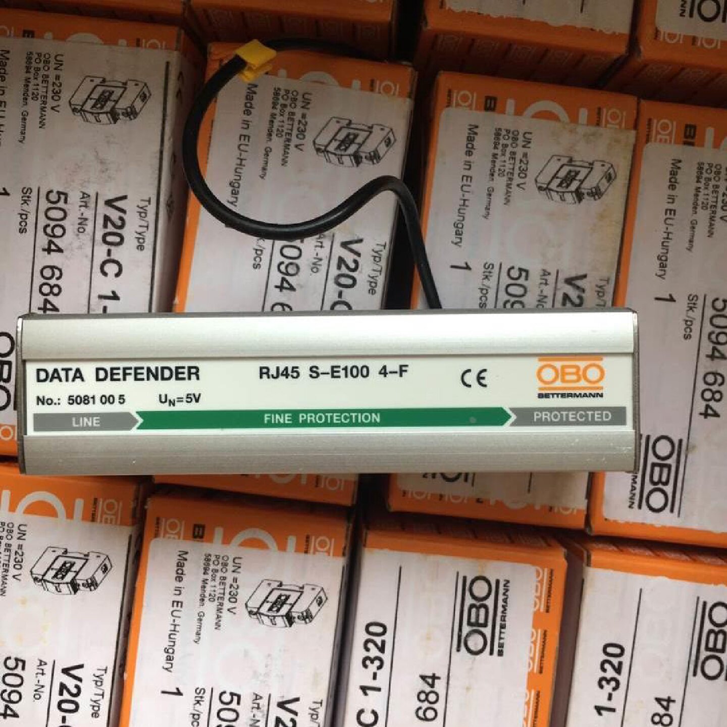 议价新款疯抢原装德国进口OBO信号防雷器RJ45SE1004F浪涌保护