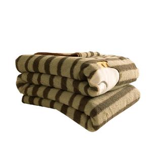 多喜爱仿羊绒毛毯被肤感绵绒双层毛毯冬加厚毯子沙发毯午睡毯卡通