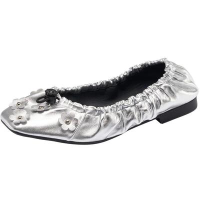 莱尔斯丹时尚轻便舒适漆皮单鞋女