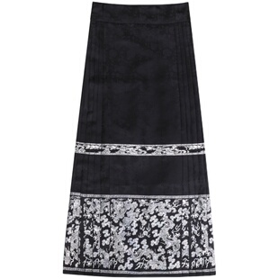 云若兮【龙龘龘】原创马面裙织金织银螺钿六对褶明制汉服女中国风