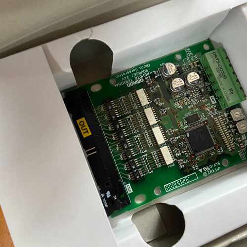 OMRON DRT2-OD32B REMOTE TERMIN