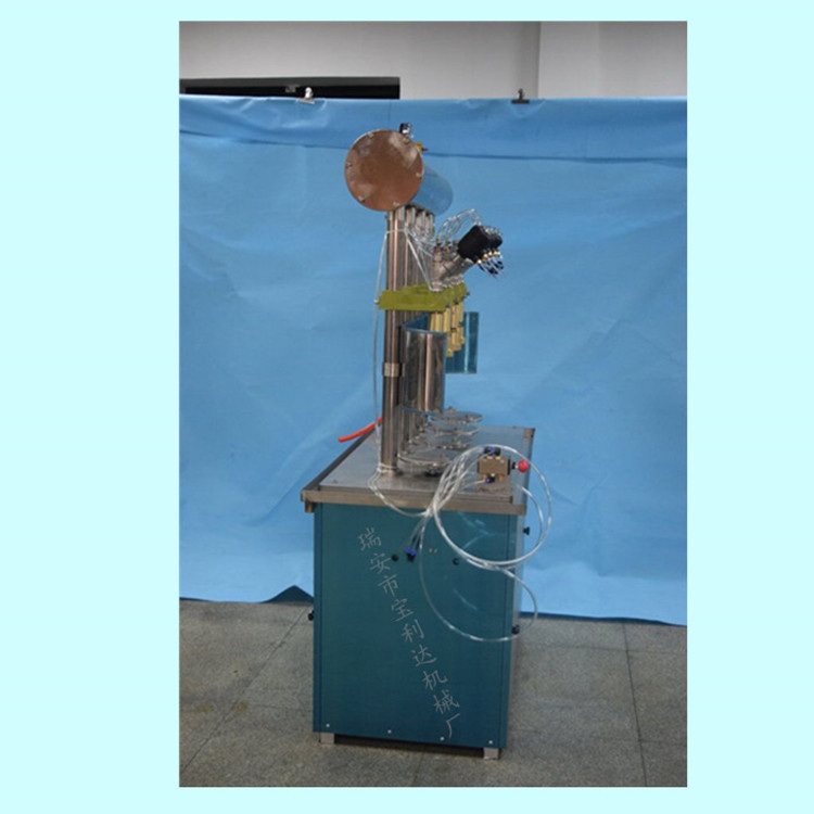 4头气动灌装机  可乐汽水鸡尾酒碳酸饮料灌装机