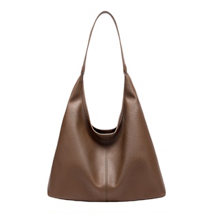 星期六软皮托特包包女秋冬新款通勤单肩腋下包简约百搭复古大容量