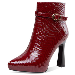 真皮防水台高跟短靴秋冬季新款漆皮加绒女鞋尖头粗跟马丁靴子