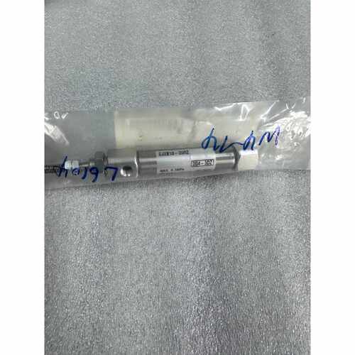 〔议价-可维修〕正品 CJ2B10-20RZ 气缸 未拆封 M