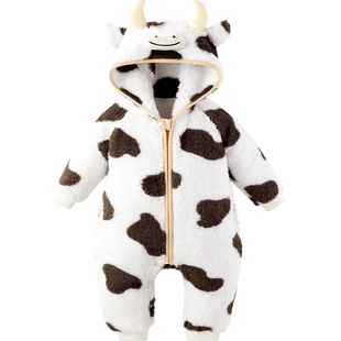 婴儿衣服连体衣秋冬装宝宝衣服25外出可爱加厚抗静电珊瑚绒爬爬服