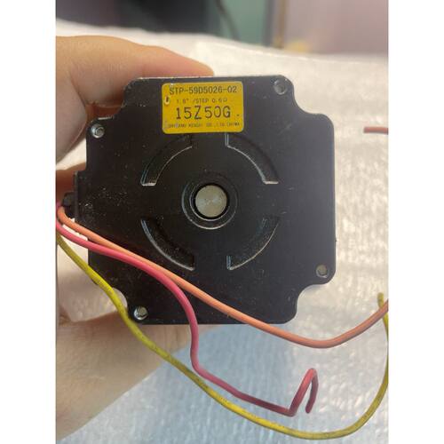 在线议价信浓步进电机STP-59D5026-02，1.8/STEP